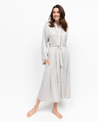 Nora rose willow - nora,